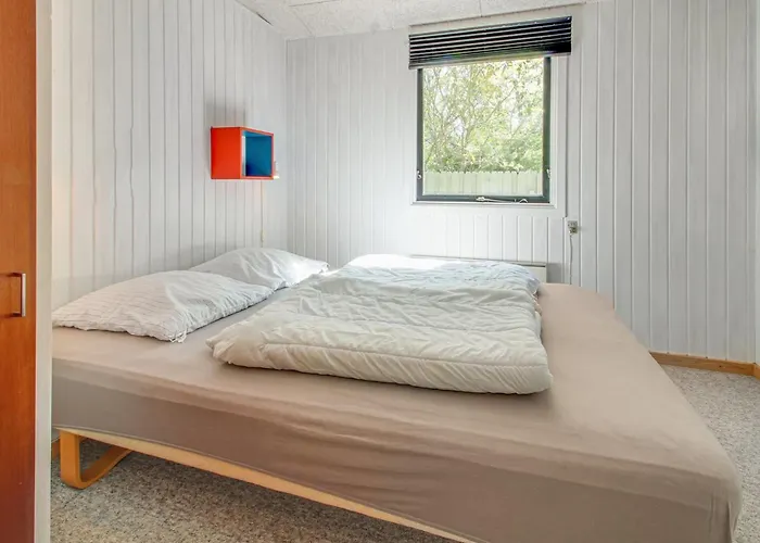 Wyanet - 2-3km From The Sea By Interhome